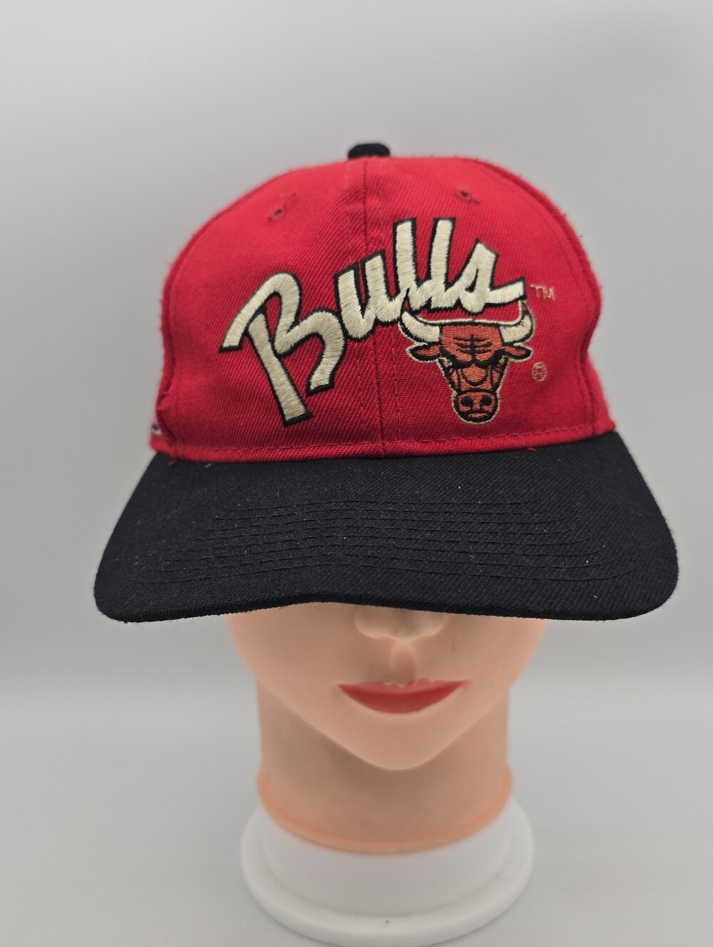 Vintage Sports Specialties NBA Chicago Bulls Red/Black Cap Hat Size 6 7/8